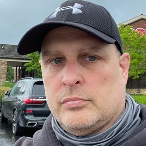 Meet your Posher, Robert